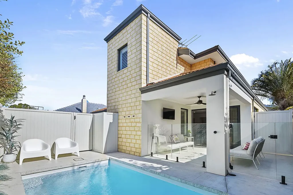 Mount Hawthorn 3Phòng ngủ Practical, stylish, ready to enjoy.