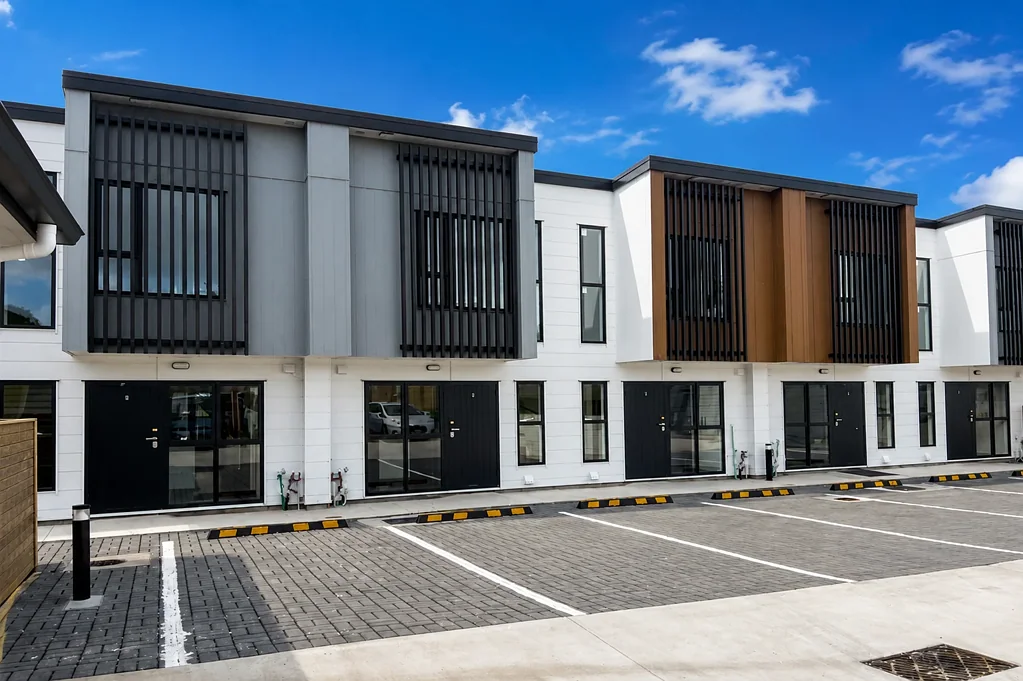Glen Eden 3ਬੈੱਡਰੂਮ Urgent Sale - New Home Secured, This One Must Go!
