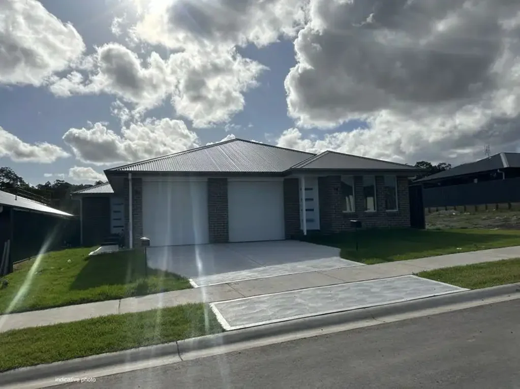 7 & 7A Stratford Avenue, Thornton, NSW 2322