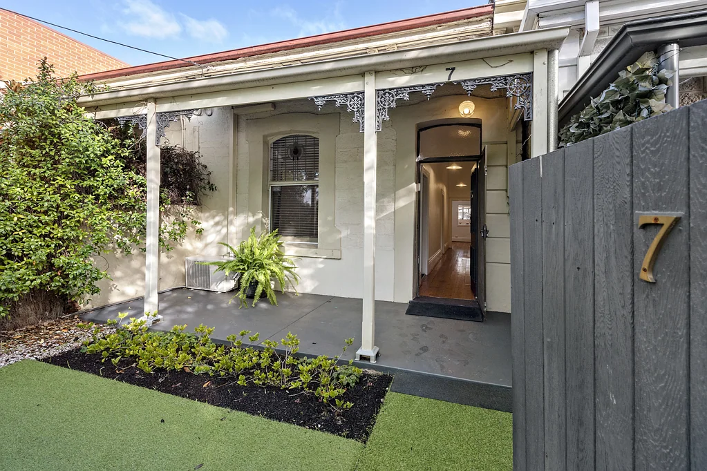 7 Whitmore Square, Adelaide, SA 5000
