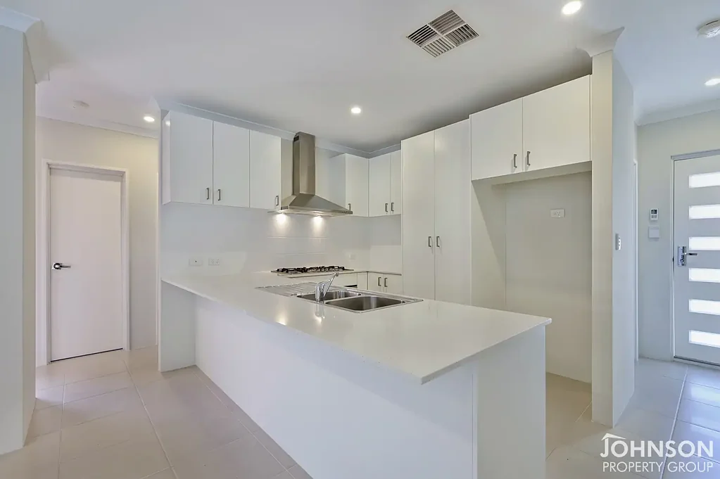 Nollamara 3Zimmer Call Kylie to book your viewing 0417095996