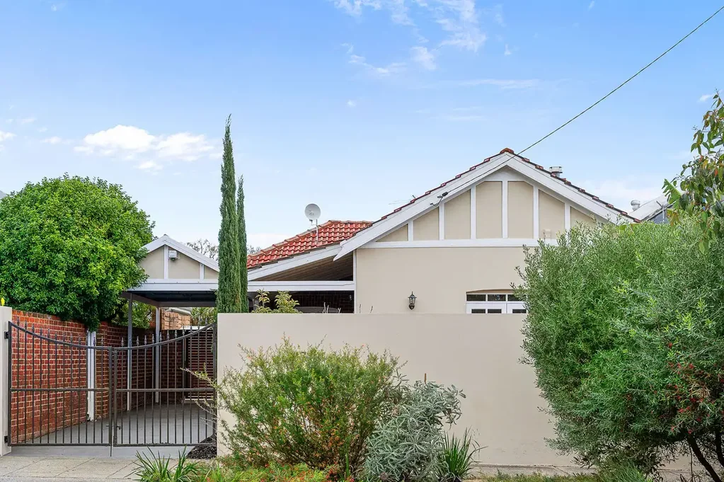 North Perth 3房  Timeless Character, Coveted Address