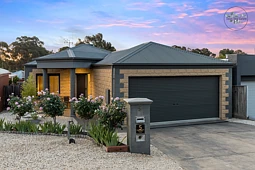 5 Isabella Grove, Strathdale