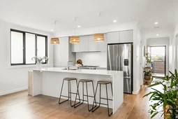 104 Lake Avenue, Cringila