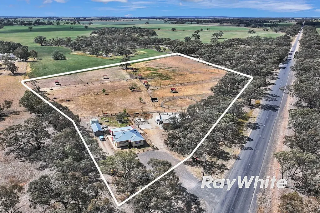 1963 Echuca-Serpentine Road, Calivil, VIC 3573