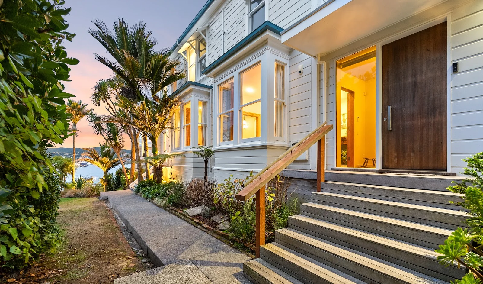 Oriental Bay 4Habitaciones Villa Charm with a Modern twist on Oriental.