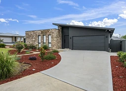 1 Bangalay Road, Tahmoor