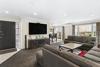 2/10 Vireya Court, Goodwood Heights, Manukau City