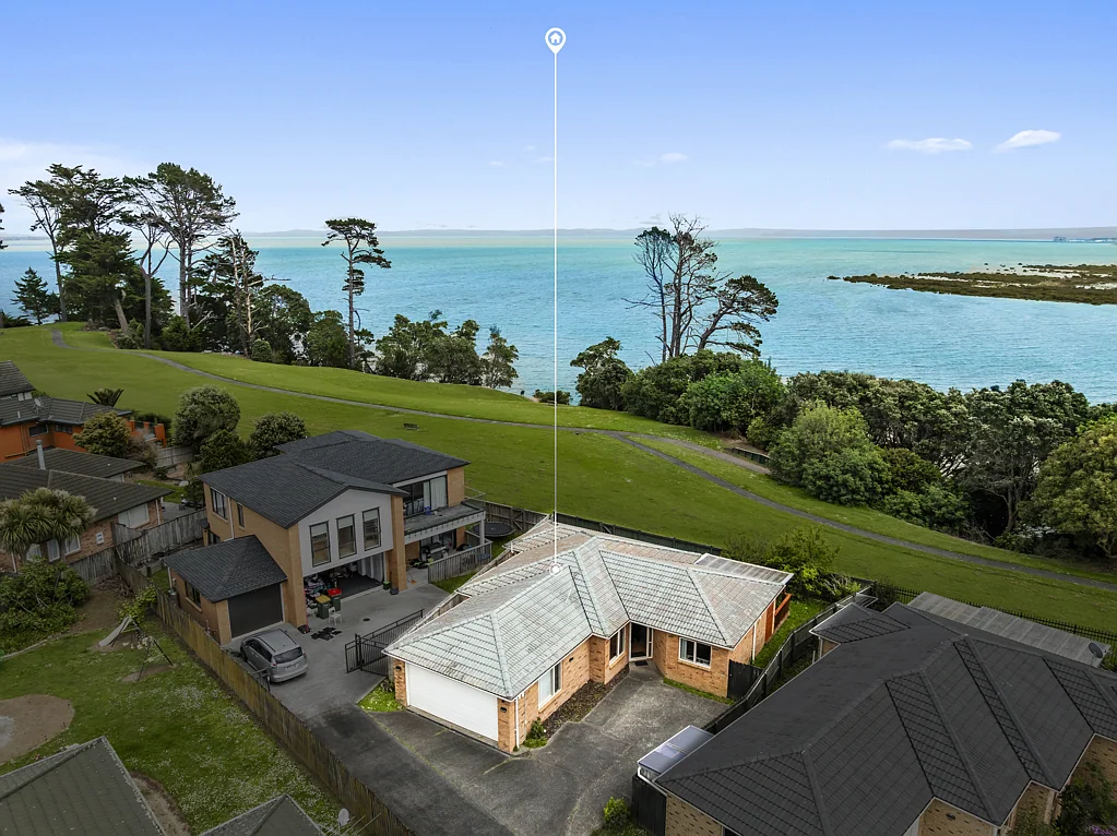 38 Pitt Avenue, Clendon Park, Manukau City, Auckland