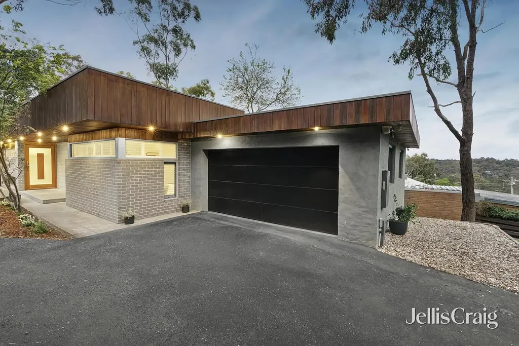 15 Kerby Street, Eltham, VIC 3095