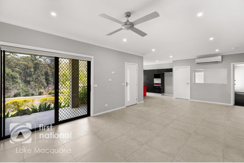 14 MANLIUS DR, CAMERON PARK NSW 2285, 0房, 0浴, House