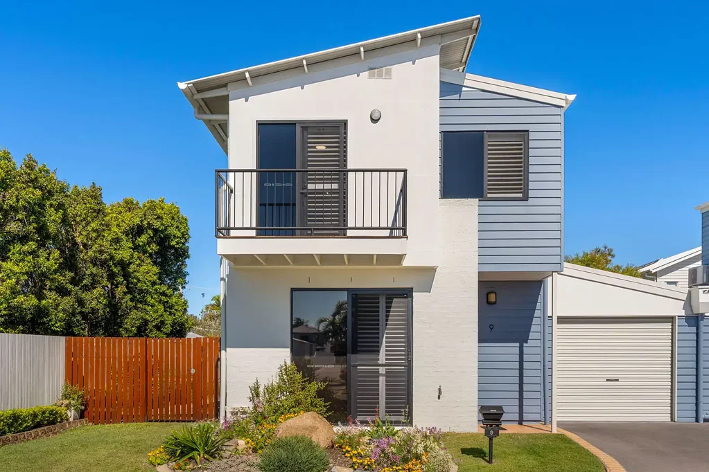 Brighton 3कमरा Stylish Bayside Townhouse with Exceptional Outdoor Living!