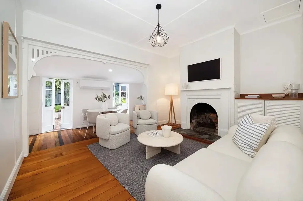 Beautifully Renovated Inner City Sanctuary only moments from Brisbane CBD!
