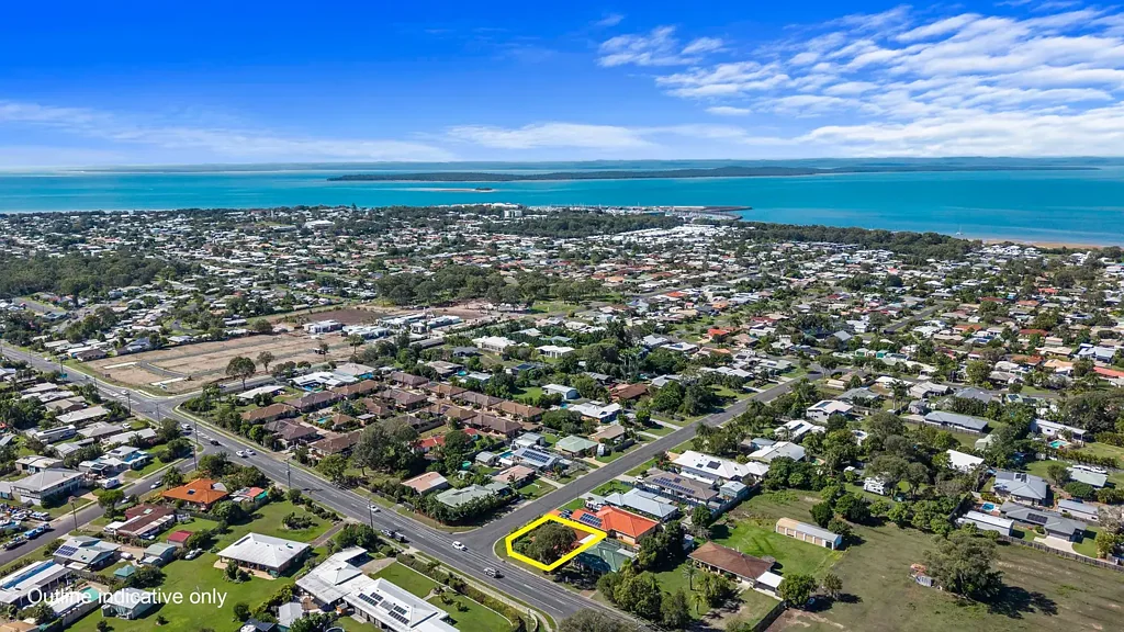 1/1 Twolyn Street, Urangan, QLD 4655