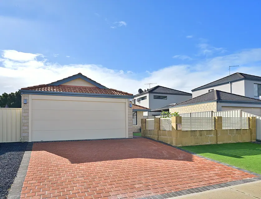 18 Watkins Loop, Tapping, WA 6065, 4 ਕਮਰੇ, 2 ਬਾਥਰੂਮ, House