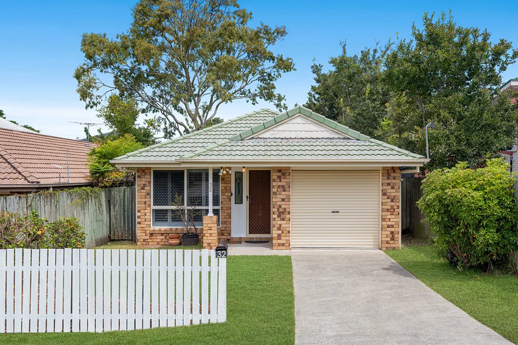 32 Ure Street, Wynnum, QLD 4178