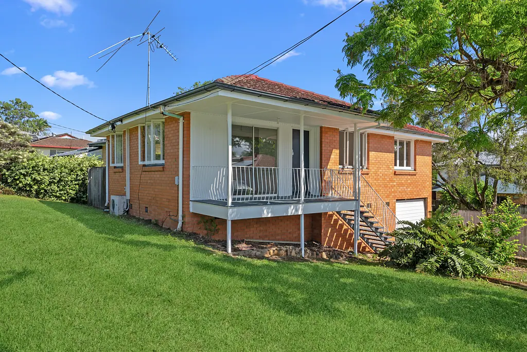 29 Derrima Crescent, Ferny Hills, QLD 4055