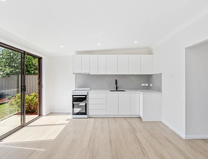 29 Derby Crescent, Chipping Norton, South Western Suburbs, 2 Bedrooms, 1 Bathrooms, Apartment
