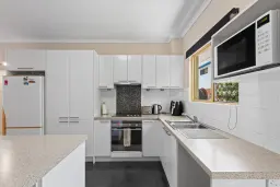 3/5 Border Drive, Cannonvale