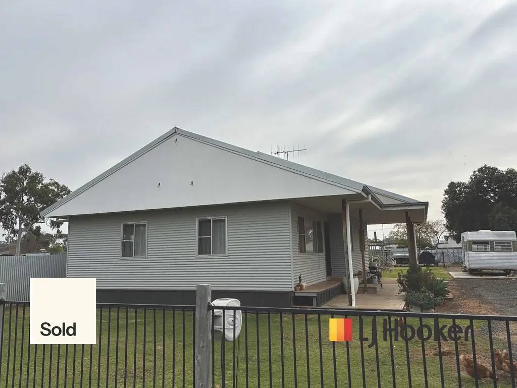37 Mullah Street, Trangie, NSW 2823
