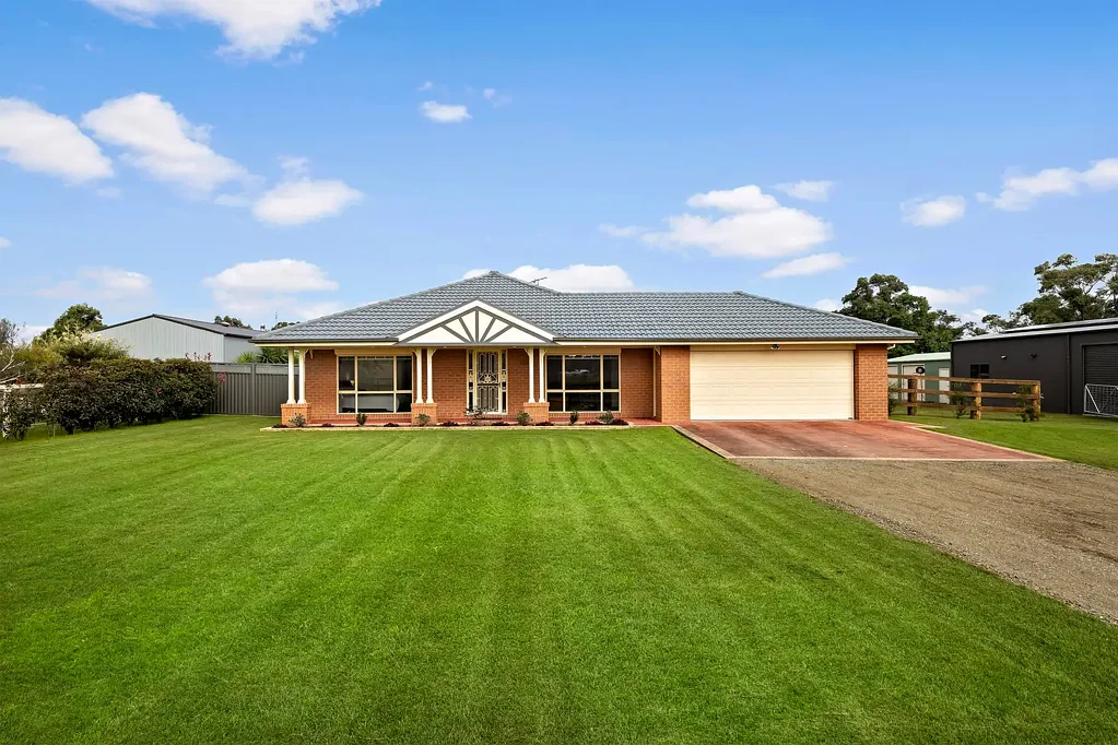 66 Hillview Road, East Branxton, NSW 2335