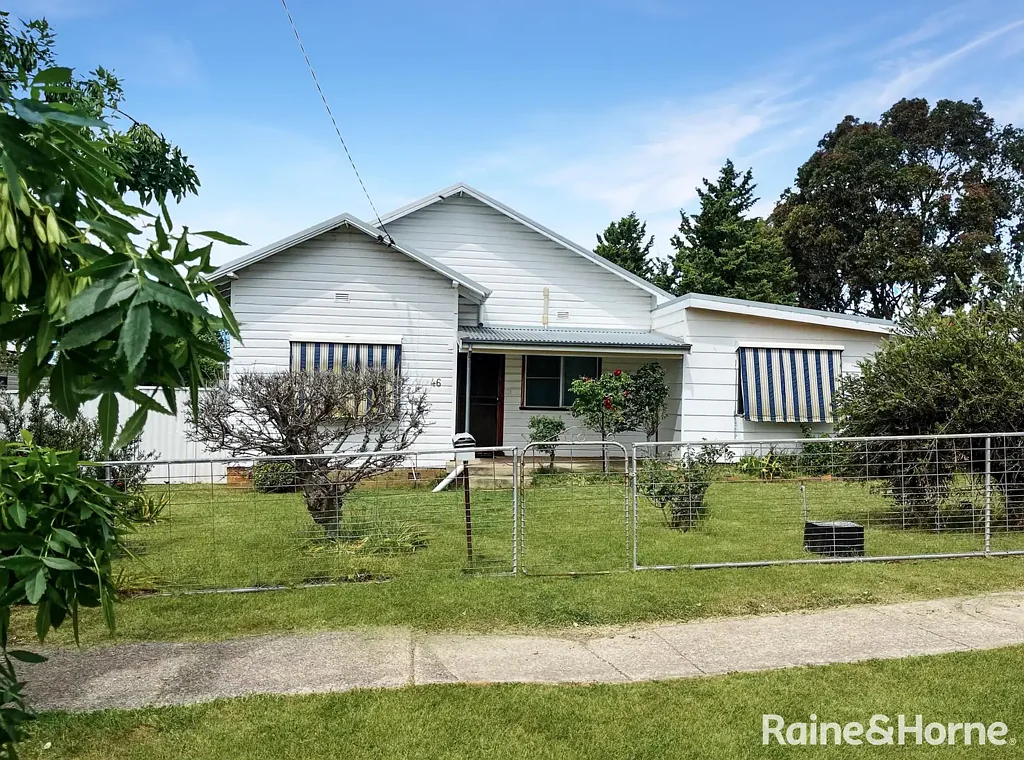 46 Thornhill St, Young, NSW 2594