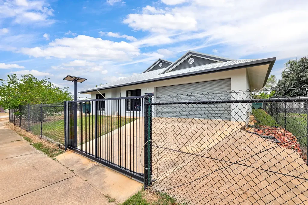 17 Flinders Street, Johnston, NT 832