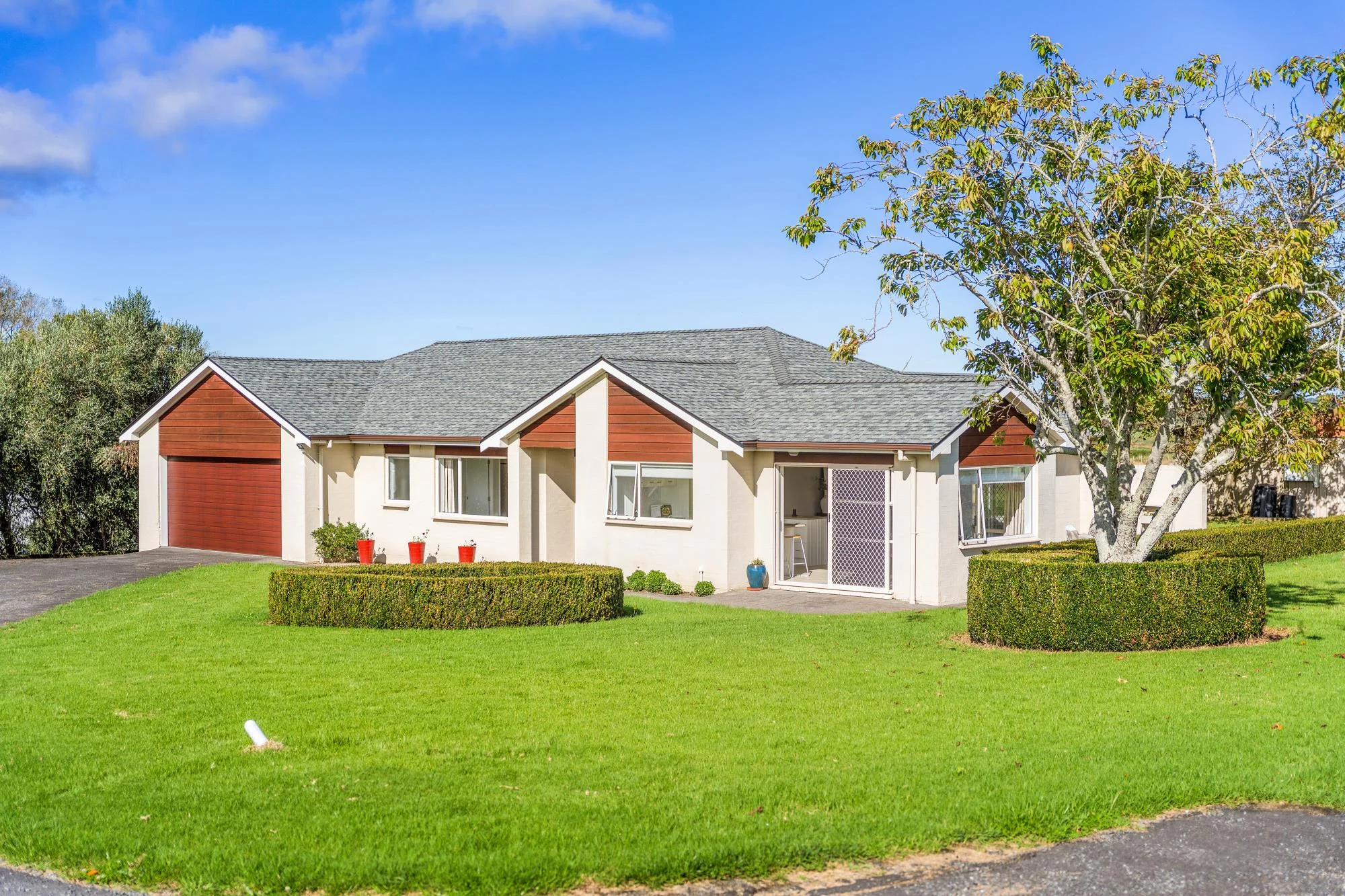 Karaka 3 Bedroom Lifestyle Starter in Karaka!