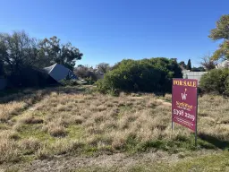 90 CUMMING STREET, Hopetoun