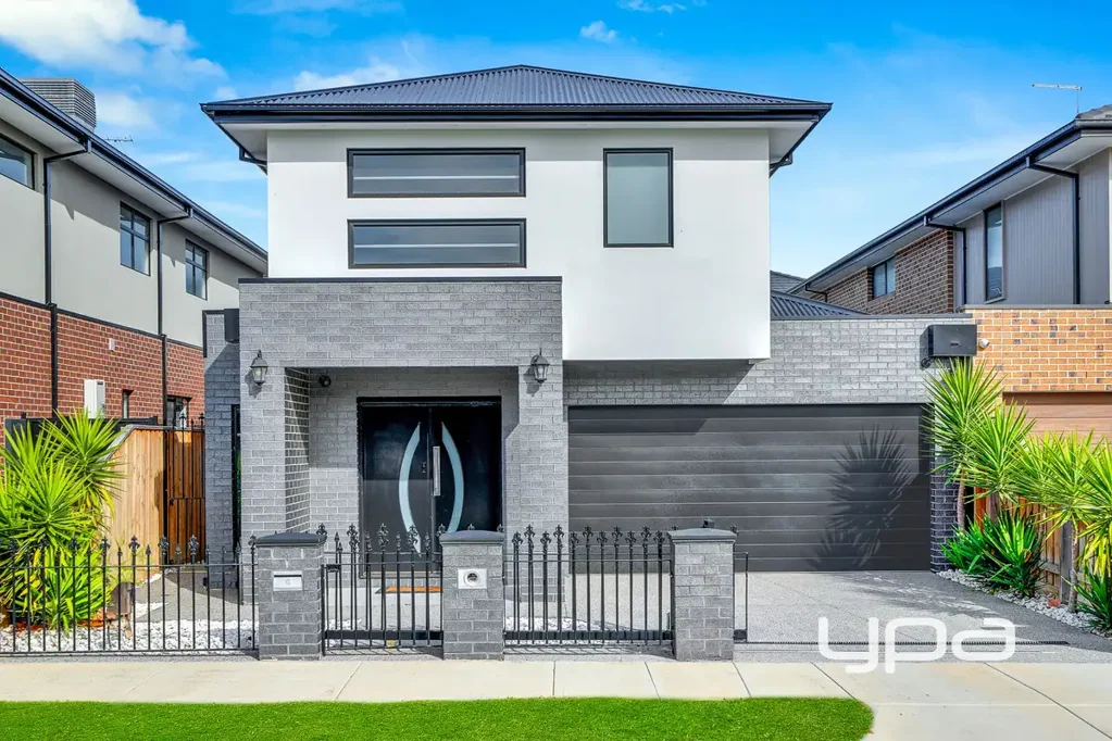 Taylors Lakes 4침실 Your Dream Home Awaits