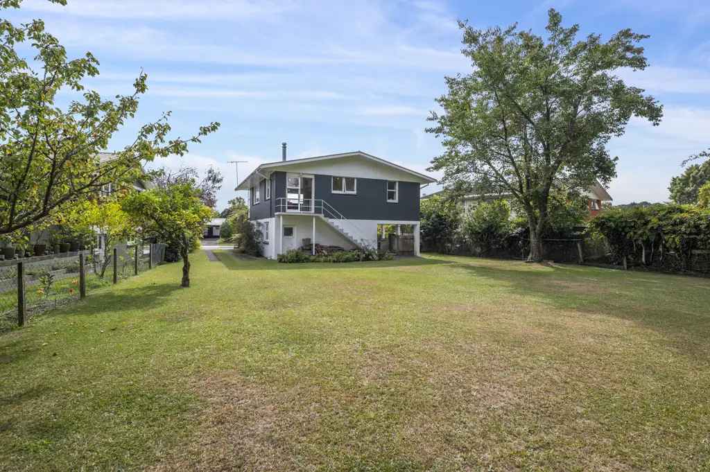 Fairy Springs 3Moenga Stream Side Retro Vibe + Self Contained