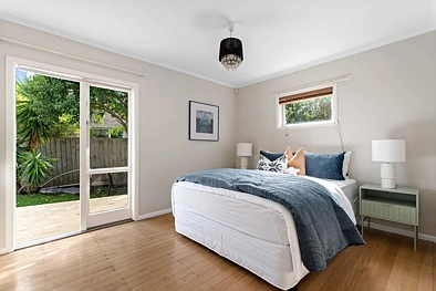 Flat 1, 15 Manuka Road, Glenfield, Auckland, 3 Bedrooms, 1 Bathrooms, House