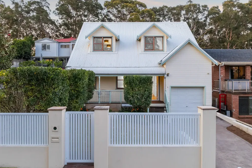 4 Hull Avenue, Buttaba, NSW 2283