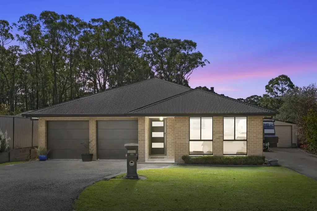 25 Lismore Street, Abermain, NSW 2326