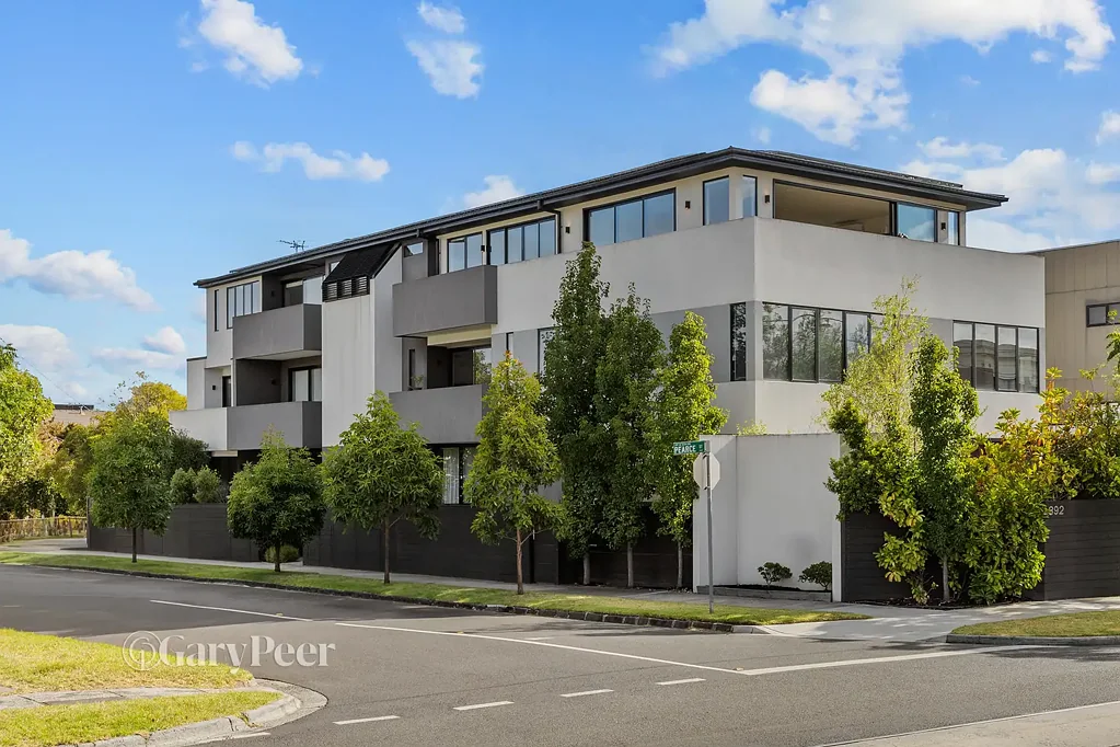 Caulfield South 2Kwarto Penthouse living within a beautiful boutique block