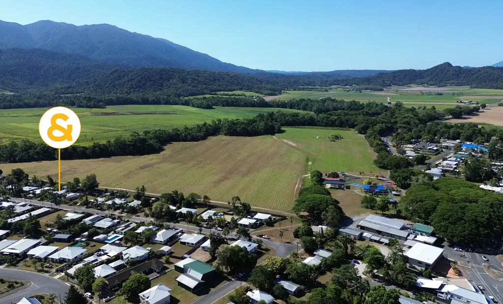 Mossman 4 Bedroom Solid home with large shed!