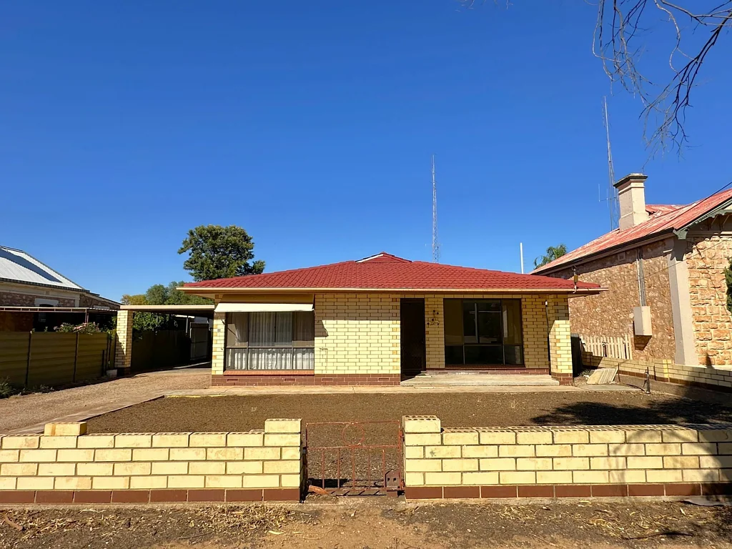 Crystal Brook 2Phòng ngủ Renovator's Delight in Prime Location