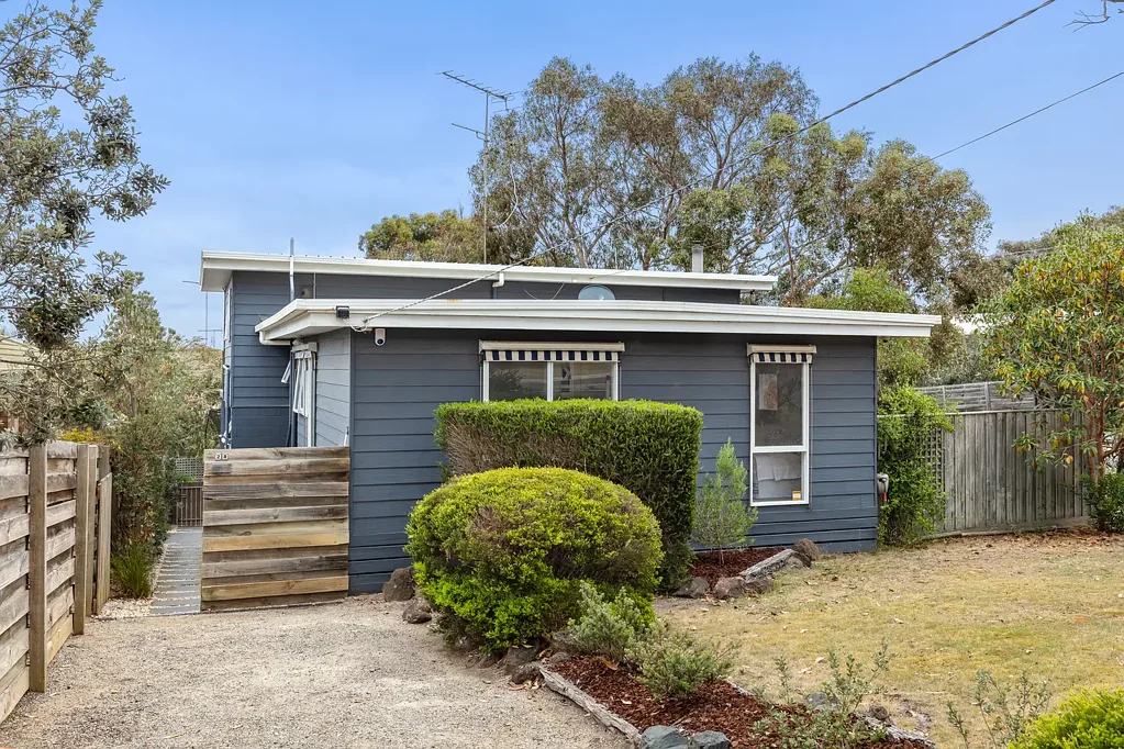 Anglesea 3房  RELAXED BEACHSIDE LIVING MOMENTS FROM POINT ROADKNIGHT