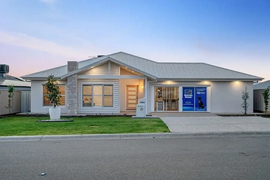 Gobbagombalin 4Zimmer EXECUTIVE DISPLAY HOME FOR SALE