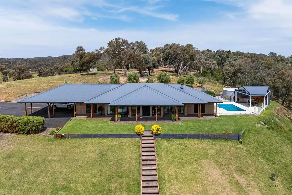 Mudgee Rural Oasis with stunning country side views