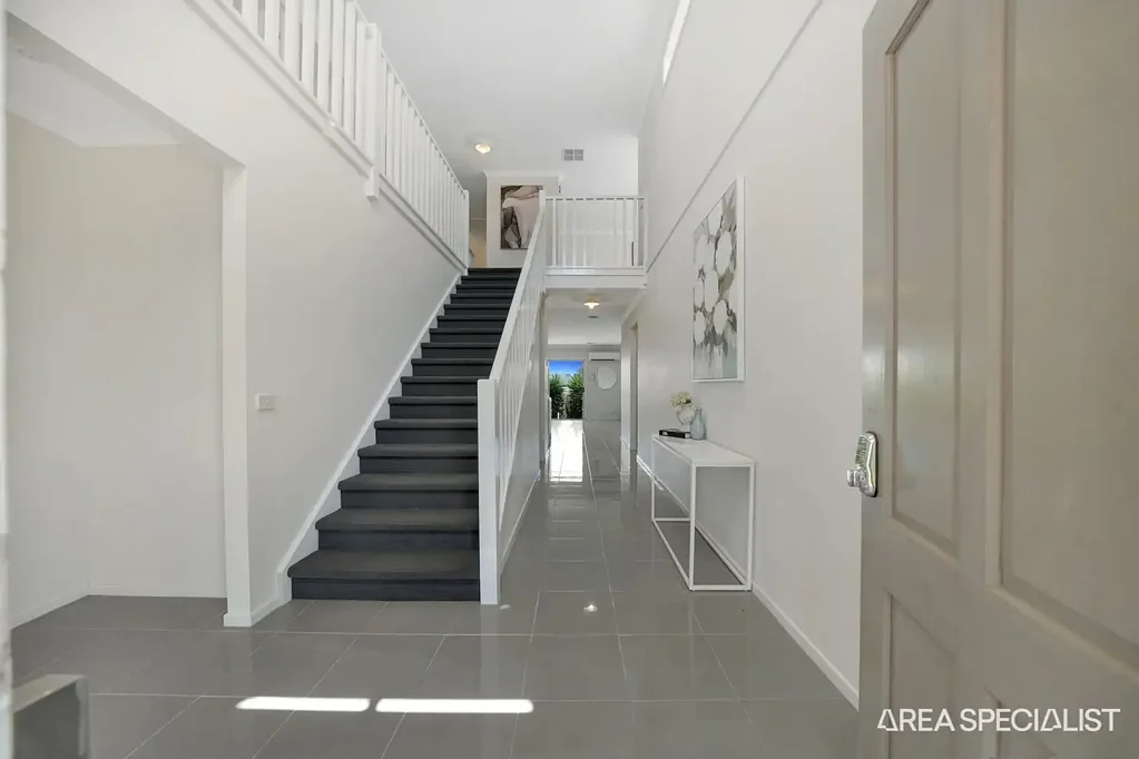 Brookfield 6غرفة نوم THE BRIEF: 6 Bedrooms / 5 bedrooms with attached Ensuite! Leased at $620 Per week