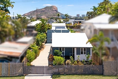 South Townsville 3Kwarto Cottage Charm - Big Potential