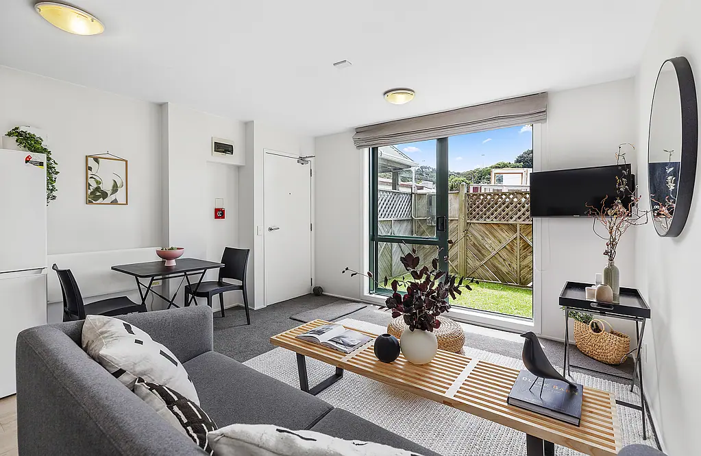 Berhampore 2 Slaapkamer Sunny Ground Level Apartment
