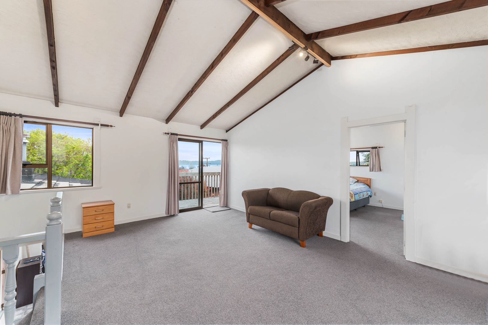 14 Ingle Avenue, Waipahihi, Taupo, 3 Kuwarto, 2 Banyo