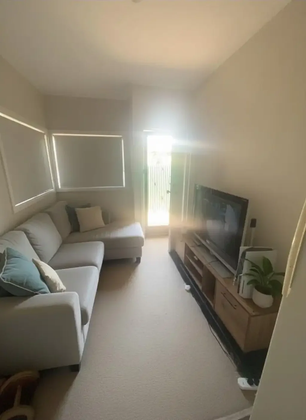 Neat 1 Bedroom Unit