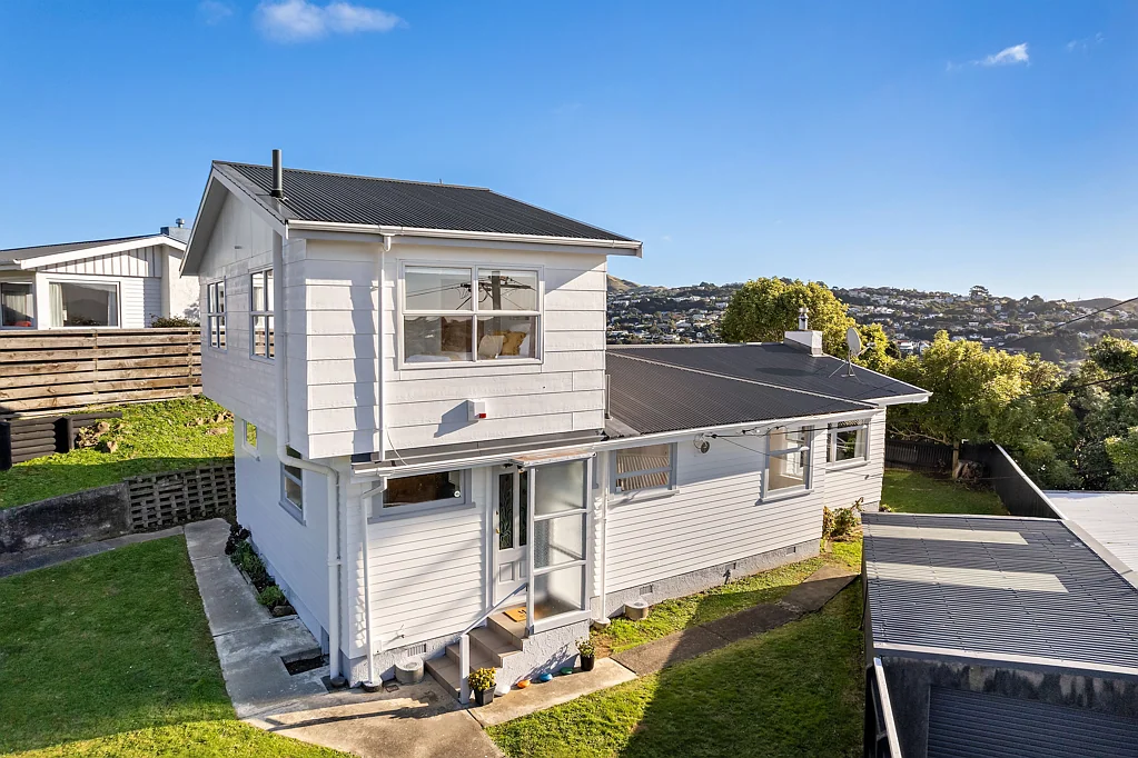 19 Diane Grove, Paparangi, Wellington