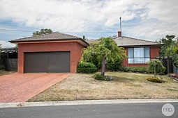 2 Rumler Court, Ballarat North