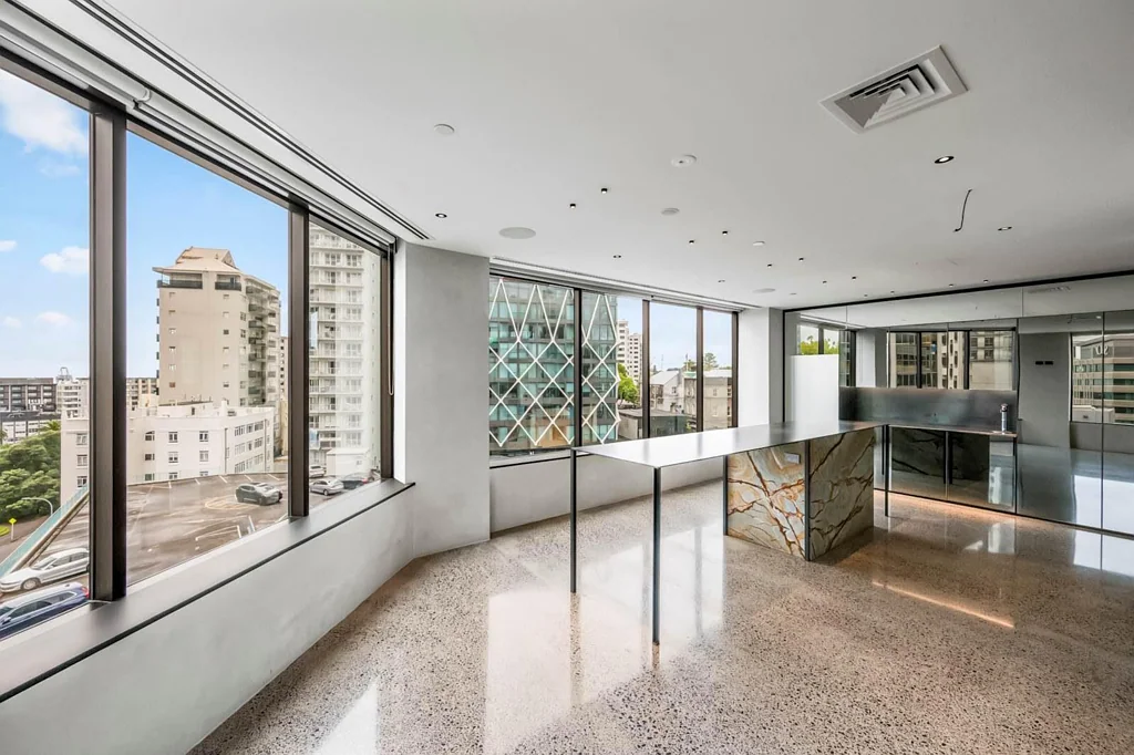 Auckland Central  CBRE - MODERN CBD OFFICE SPACE