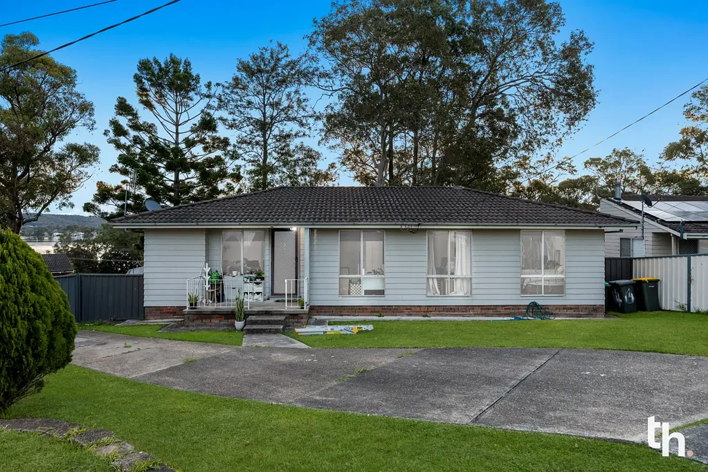Bolton Point 4침실 Family Home or Solid Investment on a Bumper Cul-De-Sac Block