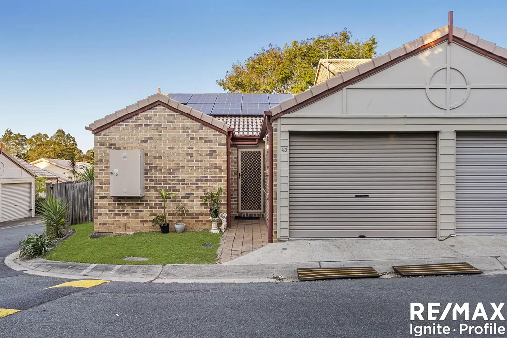 Sunnybank Hills 2 Slaapkamer Low-Maintenance Townhouse with Solar & Private Courtyard